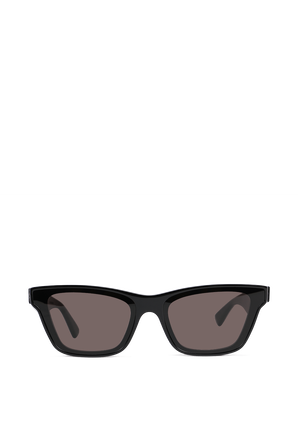 משקפי שמש עם מסגרת מרובעת בצבע שחור BOTTEGA VENETA