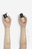 תמונת פנים של Designer Glow Foundation 5 30 ml