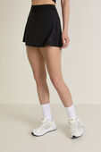 תמונת דוגמן קידמית של Lightweight High-Rise Tennis Skirt