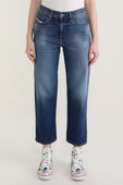 מכנסי ג'ינס בויפרנד במראה משופשף DIESEL