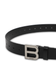 תמונת פנים של חגורות לוגו דאבל בי שחורה