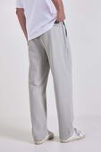 תמונת דוגמן אחורית של Men's Daydrift Classic-Fit Trouser Regular