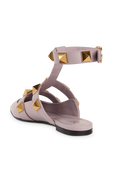 נעלי בלרינה מעור בגוון פודרה עם ניטים זהובים VALENTINO GARAVANI