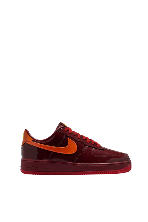נעלי סניקרס איר פורס 1 לואו NIKE