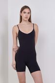 תמונת דוגמן קידמית של Align&trade; Cami Bodysuit 6
