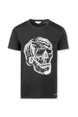 תמונה קידמית של Skull T-Shirt in Black and White
