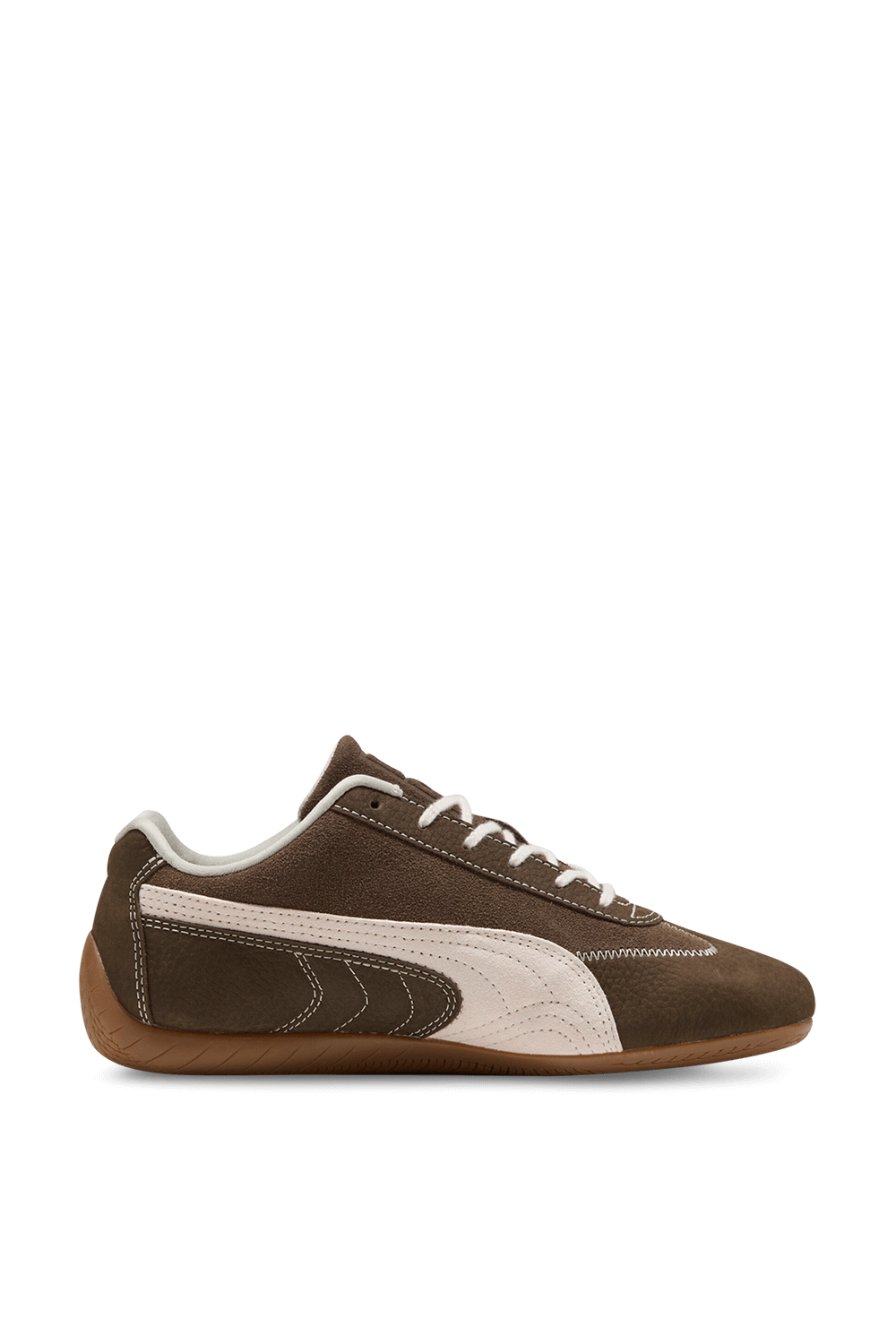 תמונה קידמית של נעלי סניקרס ספידקאט