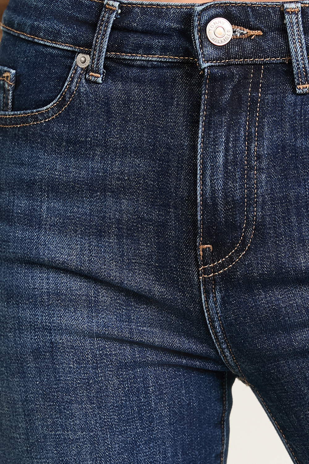 מכנסי ג'ינס בוטקאט ישרים