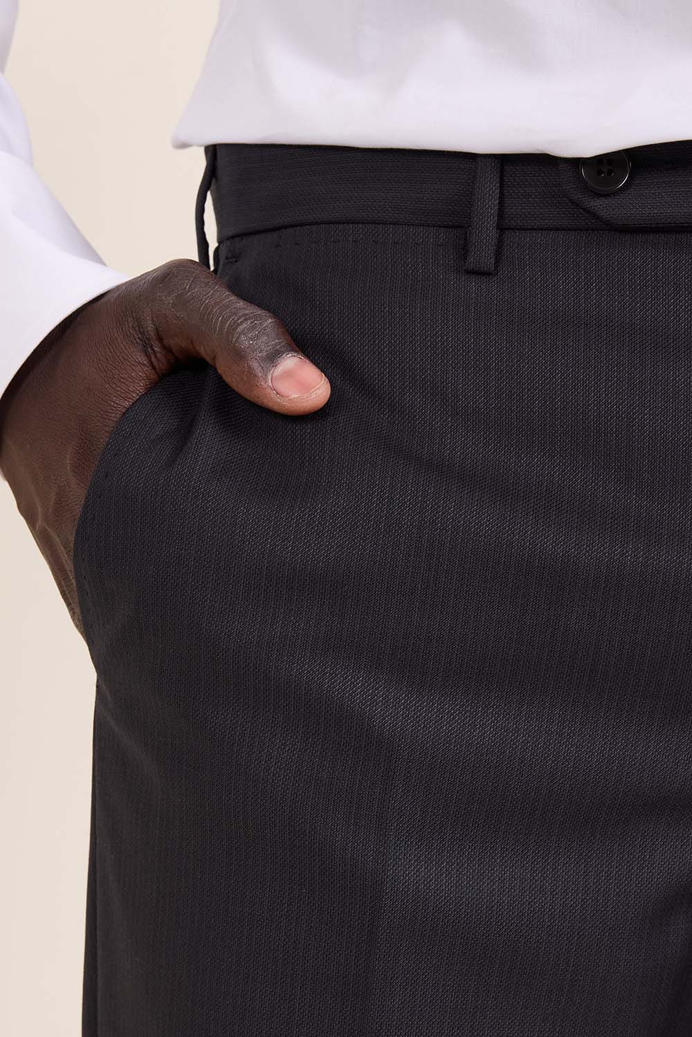 חליפה מחוייטת