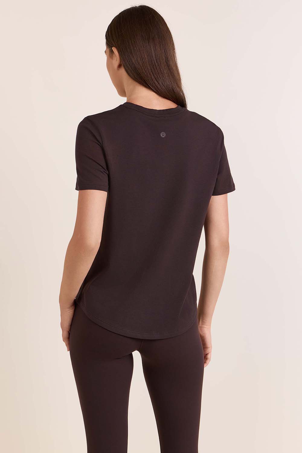 תמונת דוגמן אחורית של Love Crew