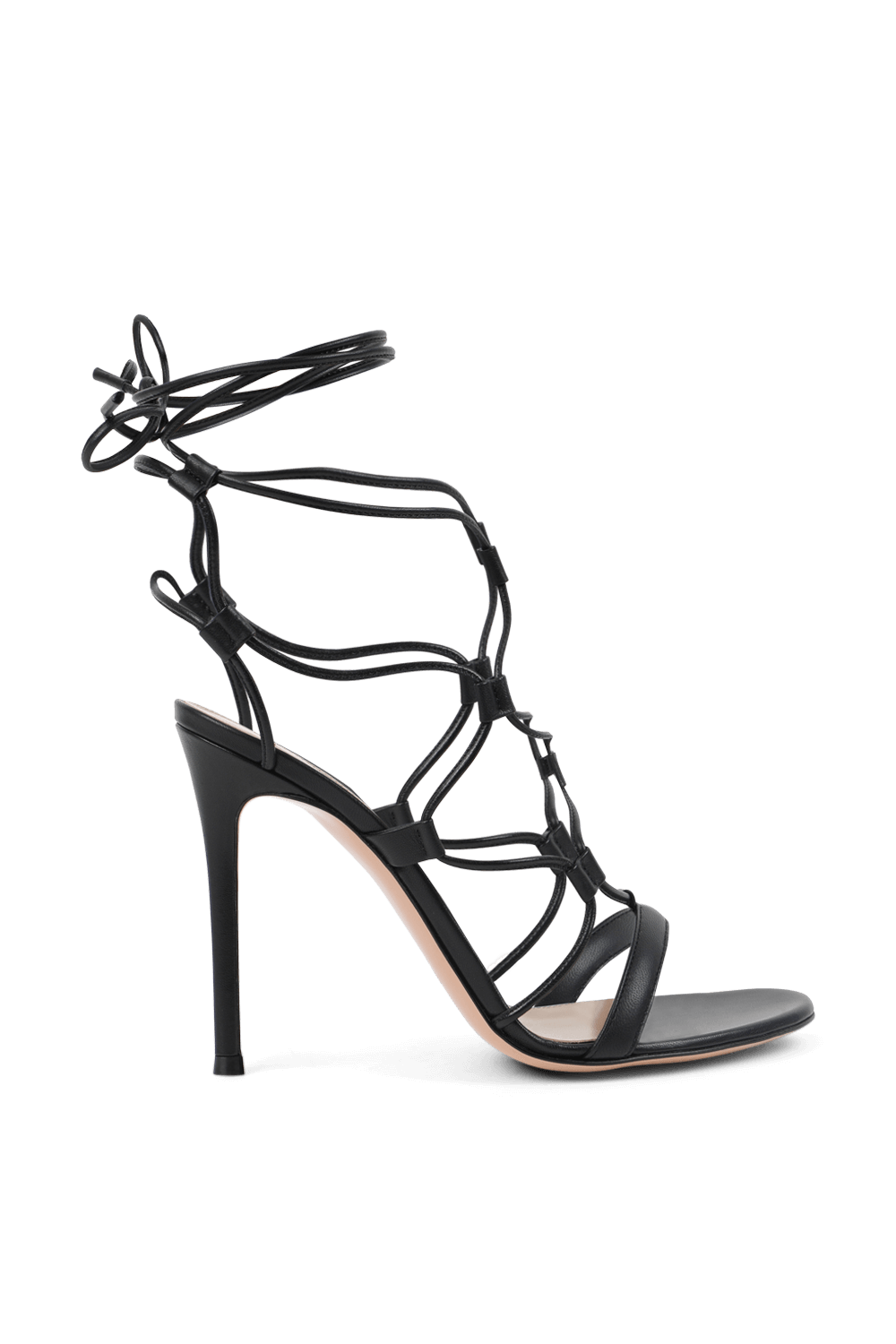 תמונה קידמית של סנדלי גיזה מעור בגוון שחור