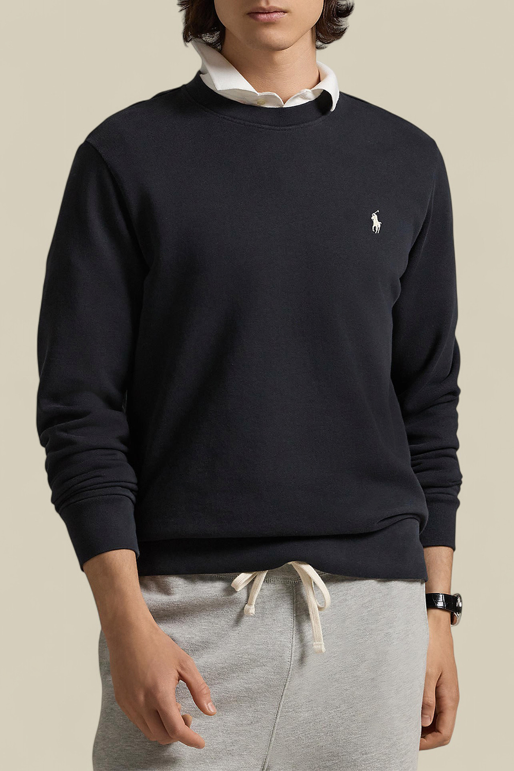 תמונת דוגמן קידמית של סווטשירט כותנה