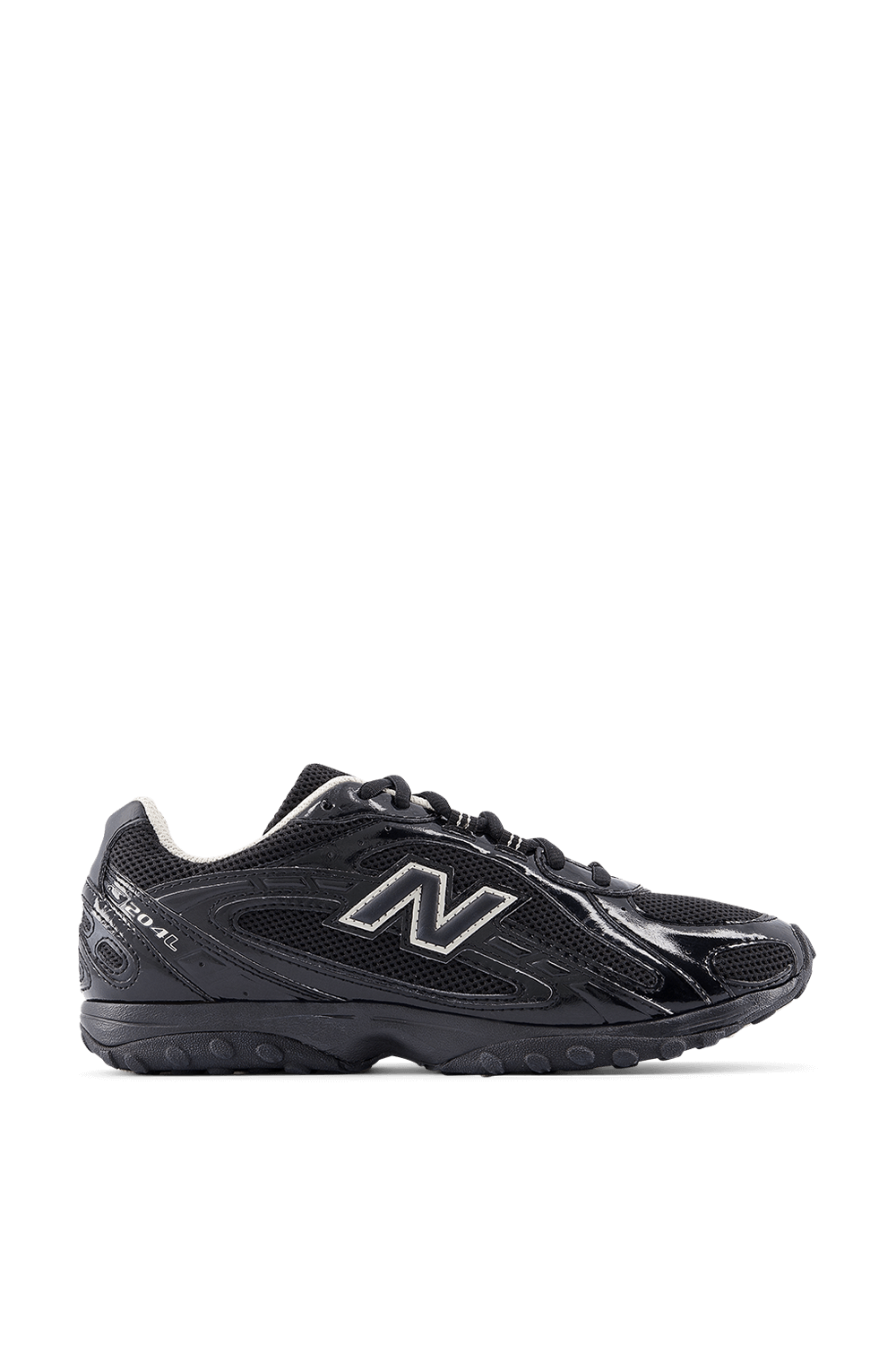 תמונה קידמית של נעלי סניקרס 204 L