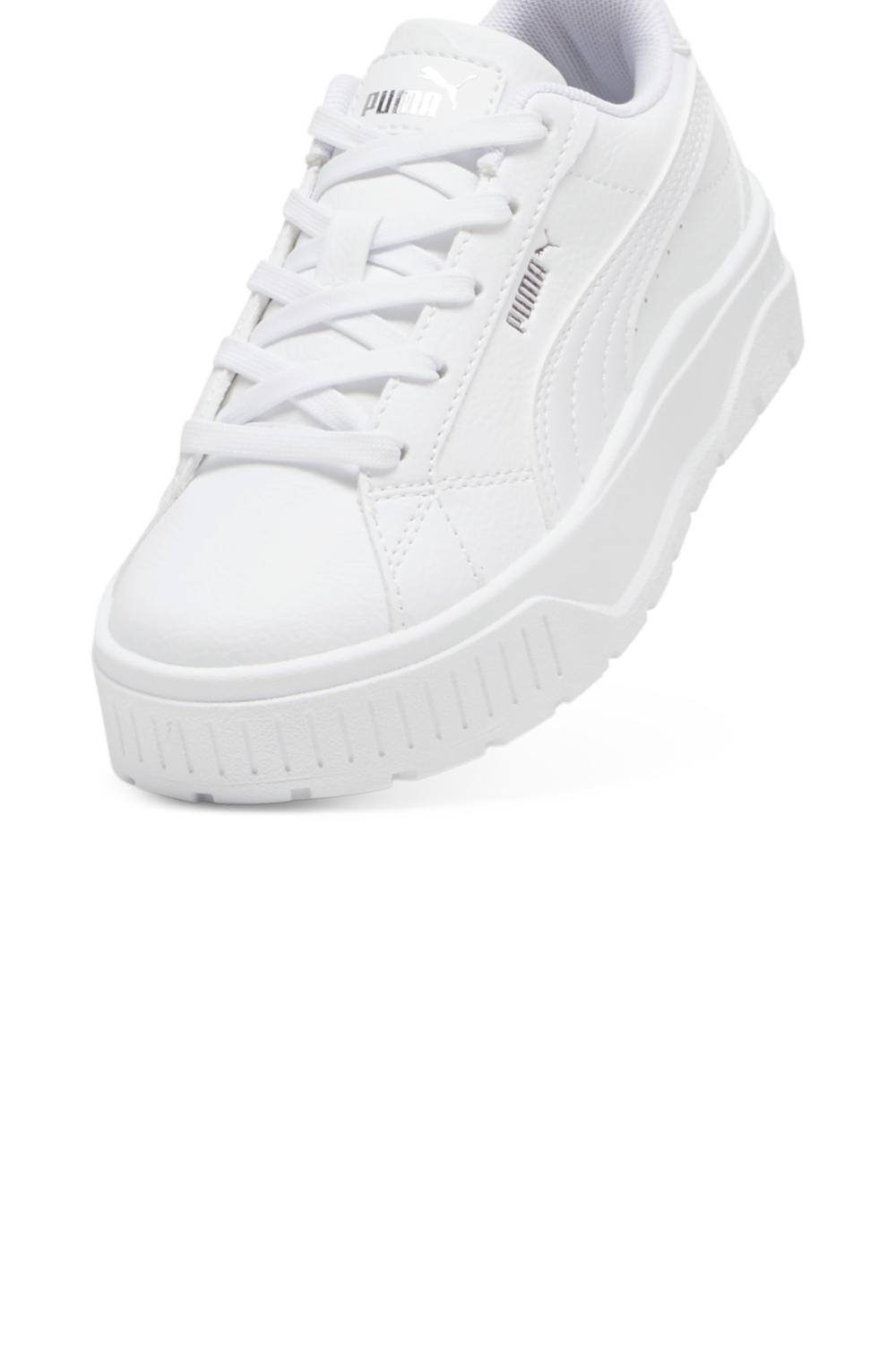 תמונת פנים של נעלי סניקרס