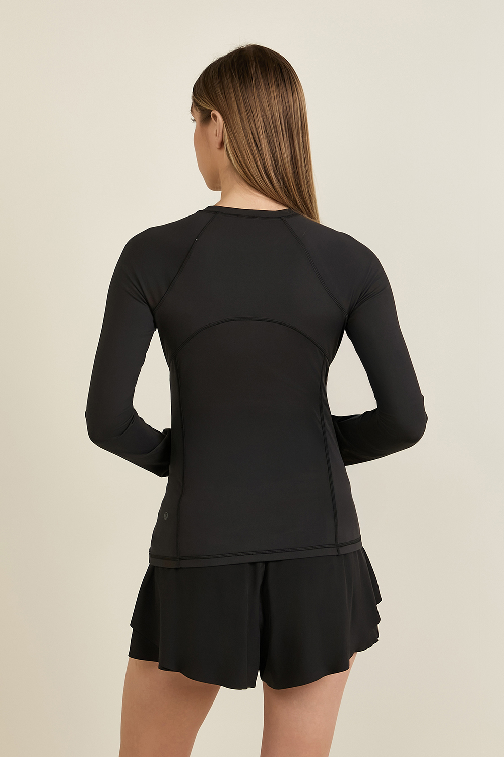 תמונת דוגמן אחורית של It`s Rulu Run Cropped Half Zip