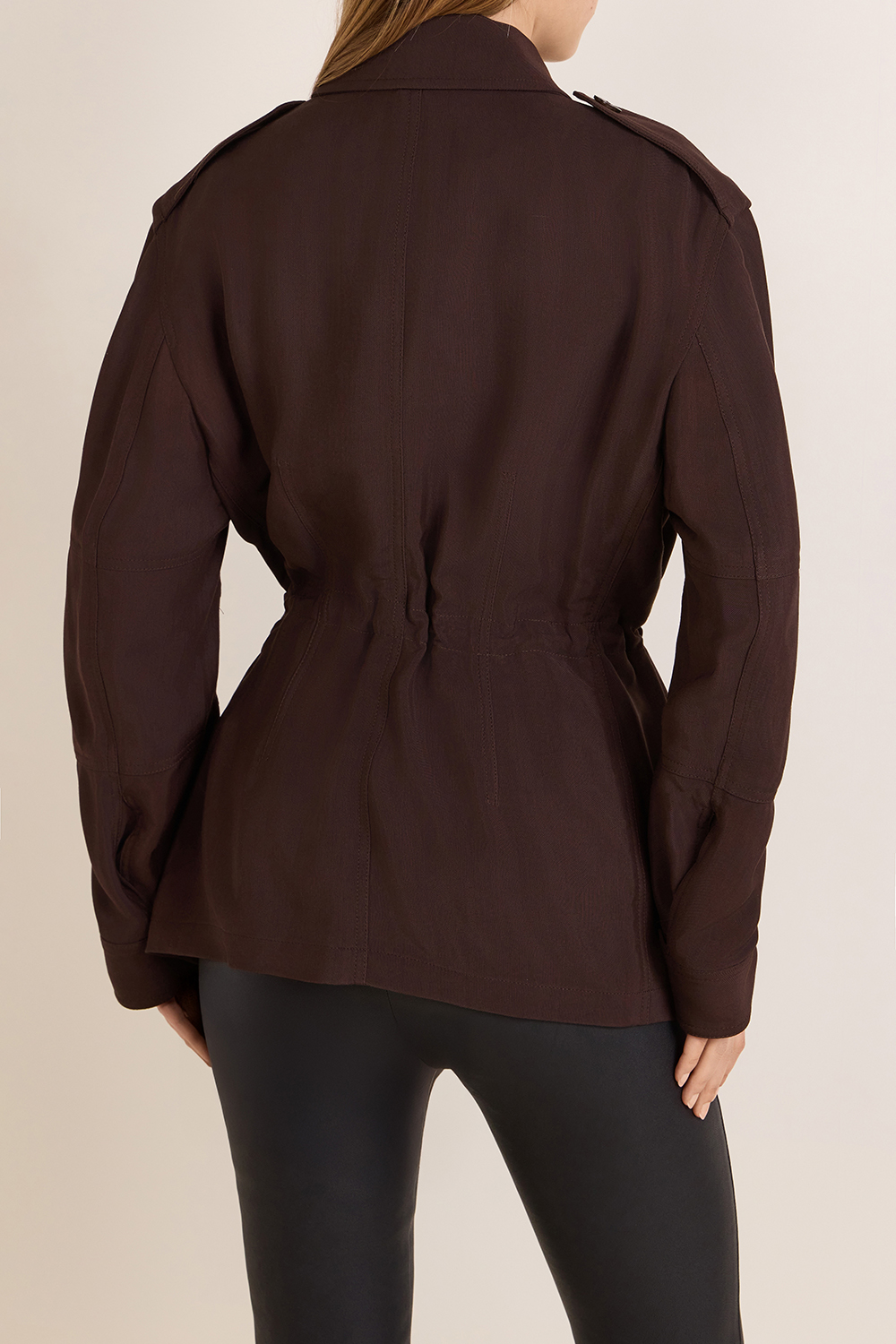 תמונת דוגמן אחורית של ז'קט ויסקוזה וצמר