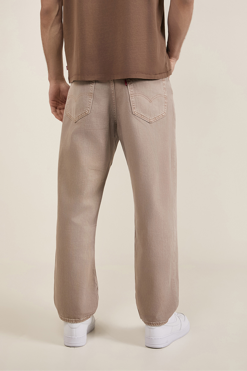 תמונת דוגמן אחורית של מכנסי ג'ינס 568