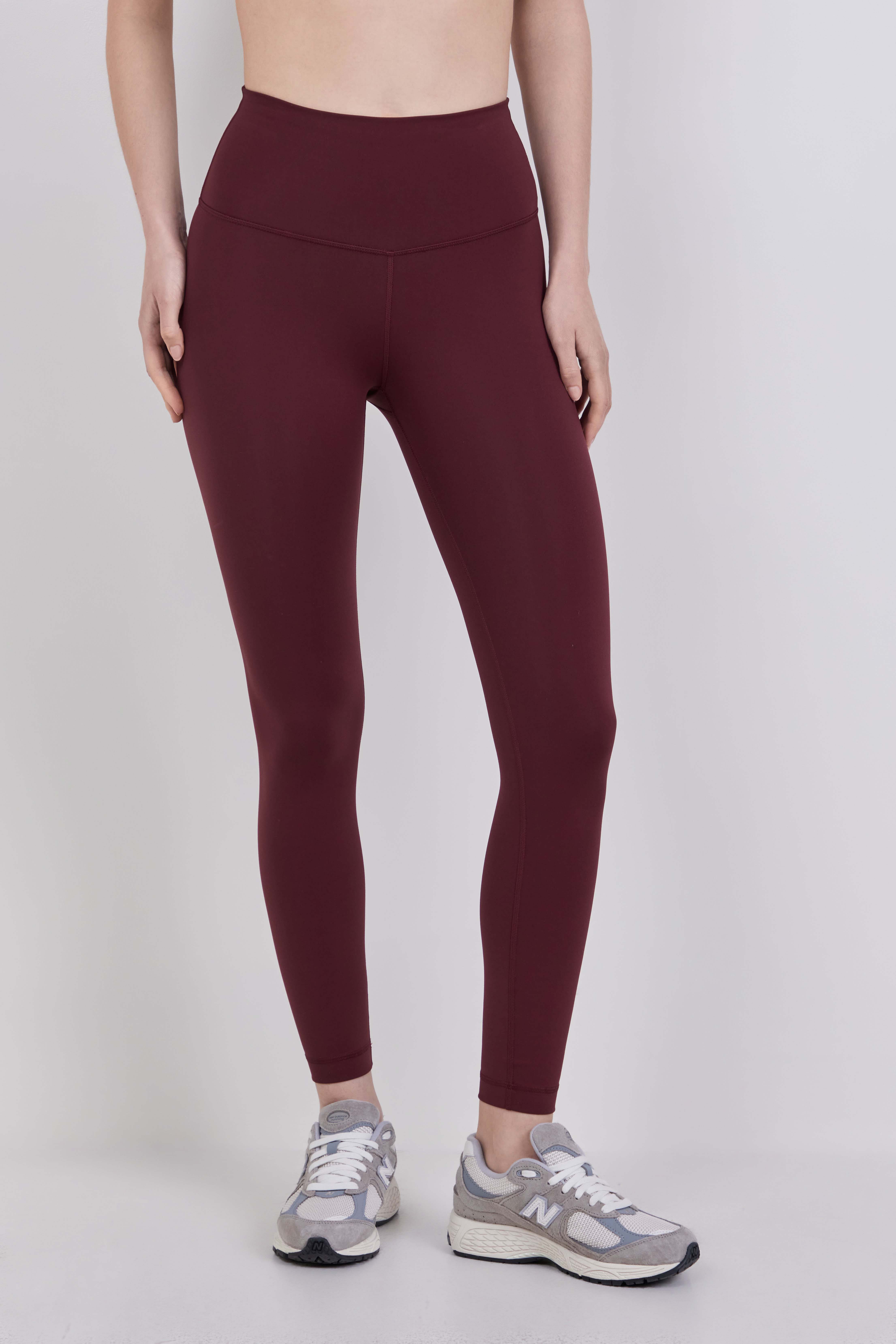 תמונת דוגמן קידמית של Wunder Train High-Rise Tight 25