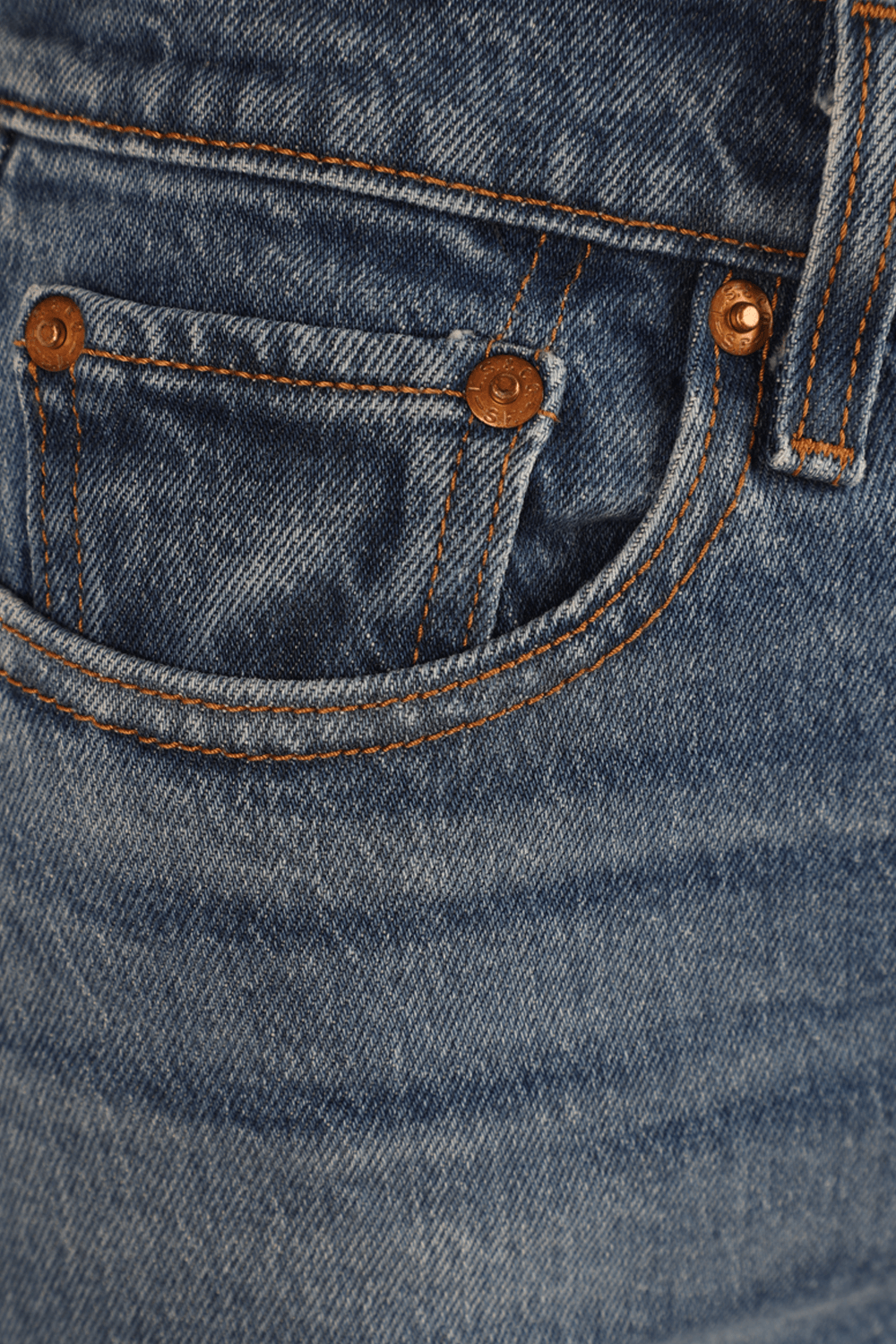מכנסי ג'ינס בהירים בגזרת קרופ LEVI`S