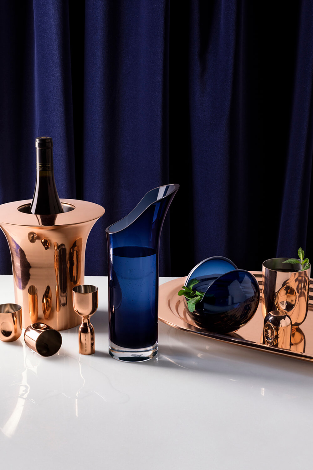 תמונת אווירה של Plum Wine Cooler