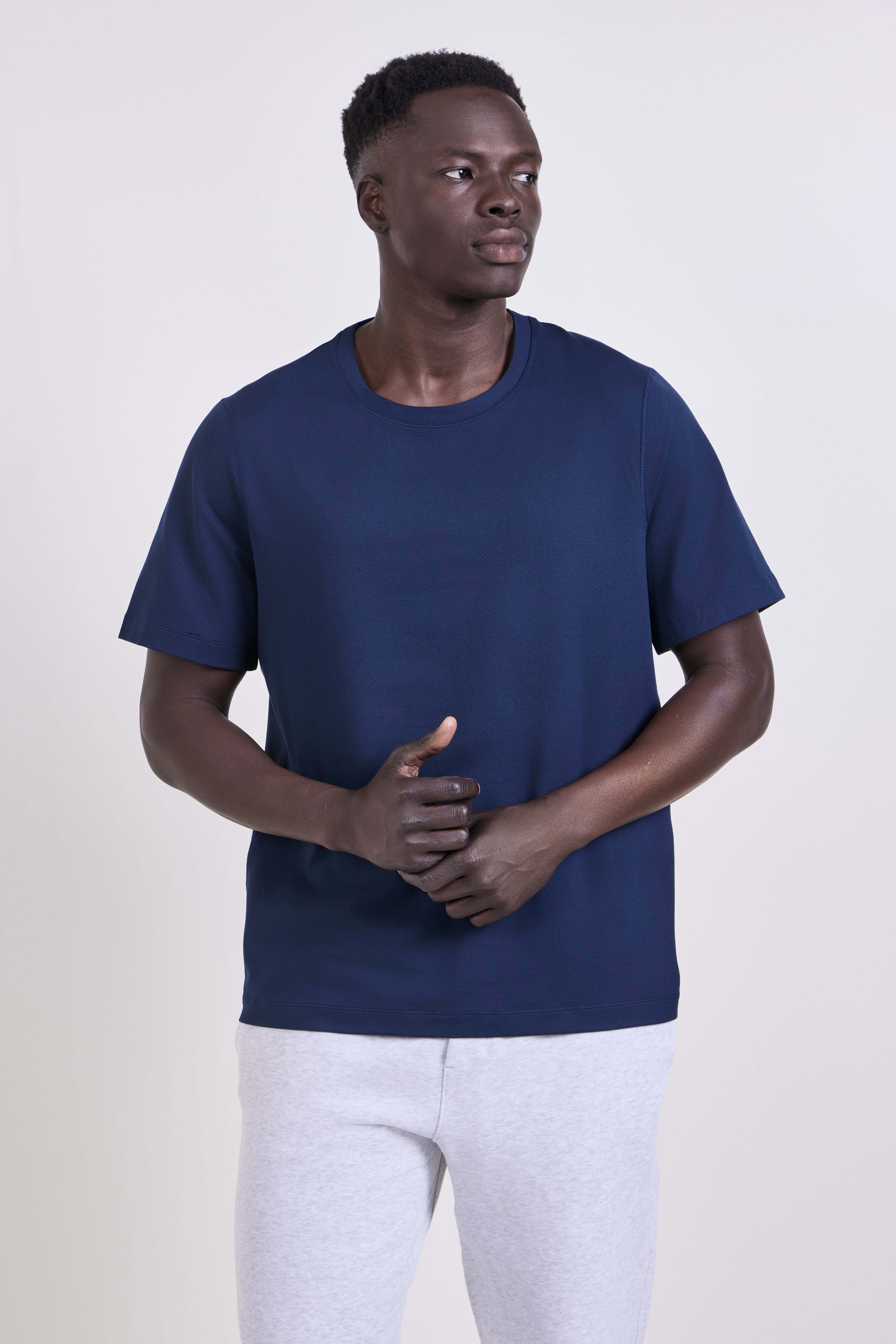 תמונת דוגמן קידמית של Soft Jersey Short Sleeve