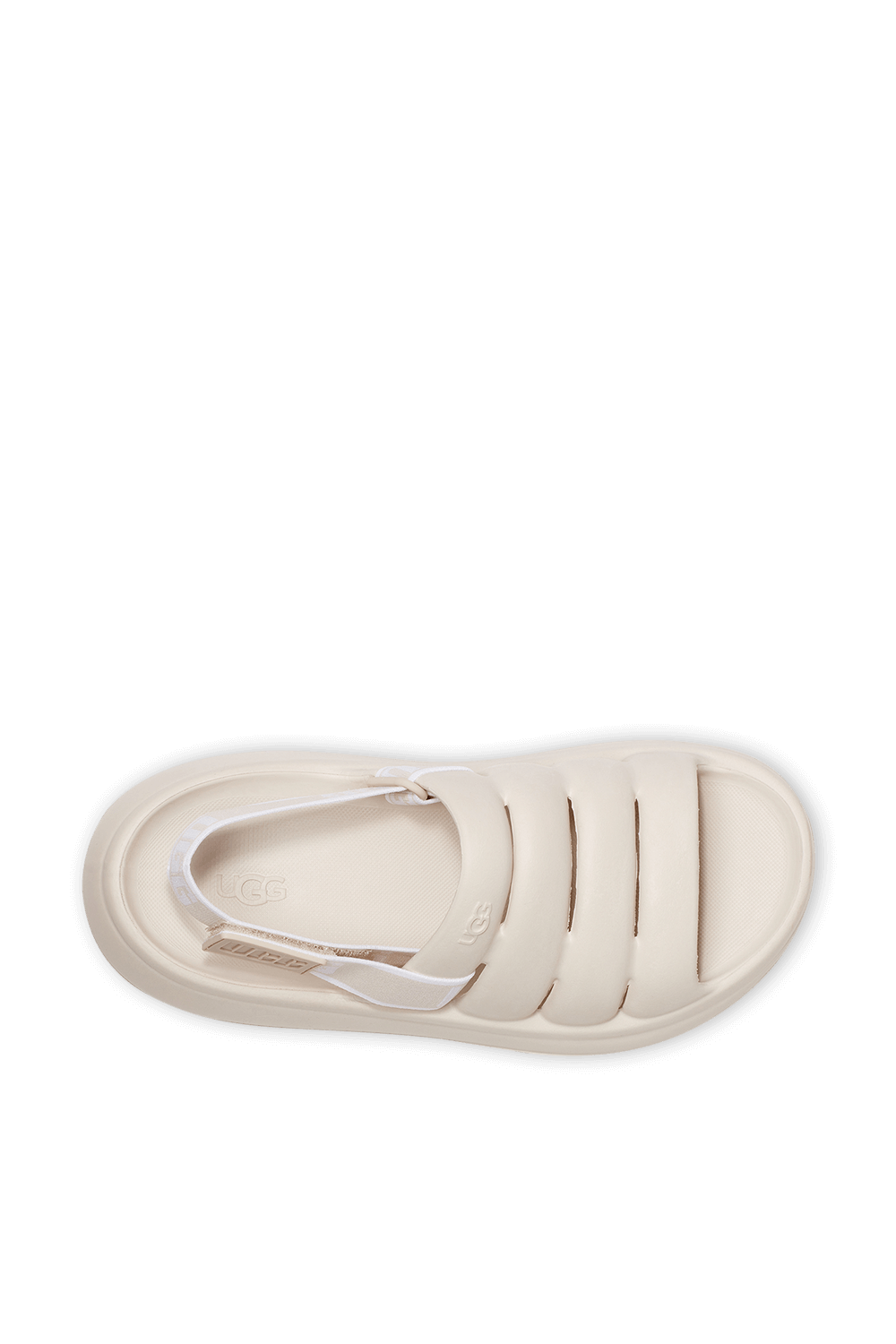 תמונת תקריב של סנדלים ספורט יה בגוון שמנת