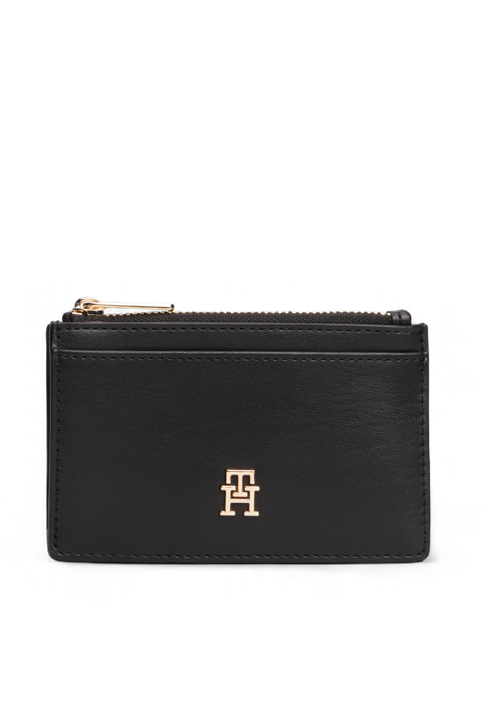 תמונה קידמית של ארנק כרטיסים ומטבעות