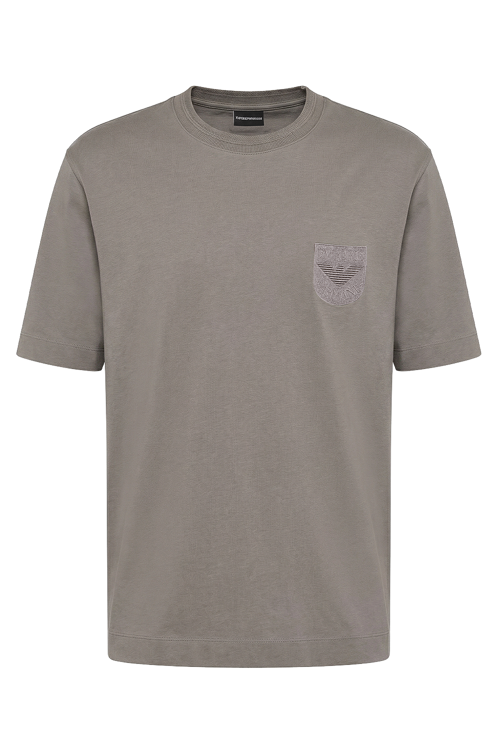 תמונה קידמית של חולצת טי בגזרה רגילה