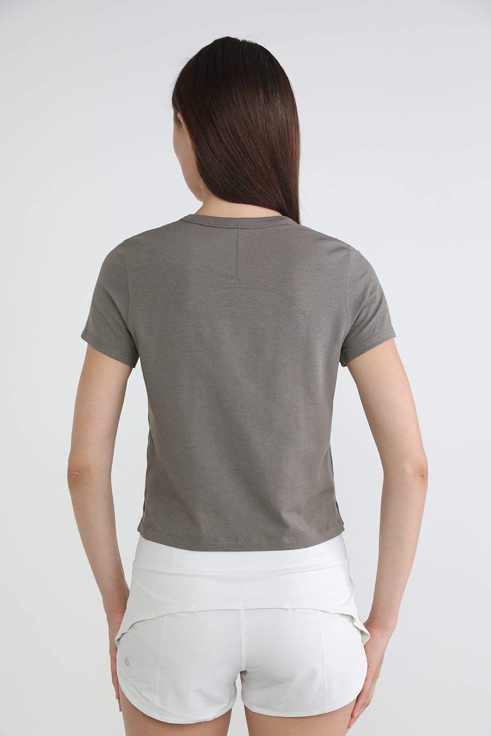תמונת דוגמן אחורית של Classic-Fit Cotton-Blend Tee
