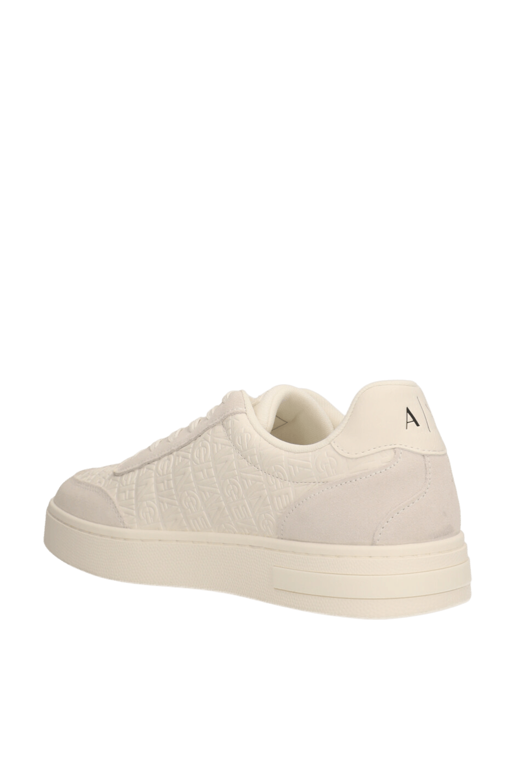 תמונה אחורית של נעלי סניקרס