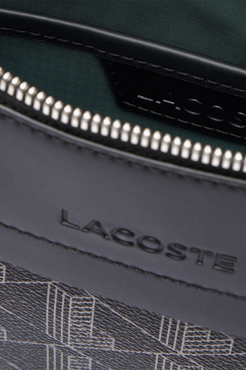 תמונת פנים של תיק קלאץ'