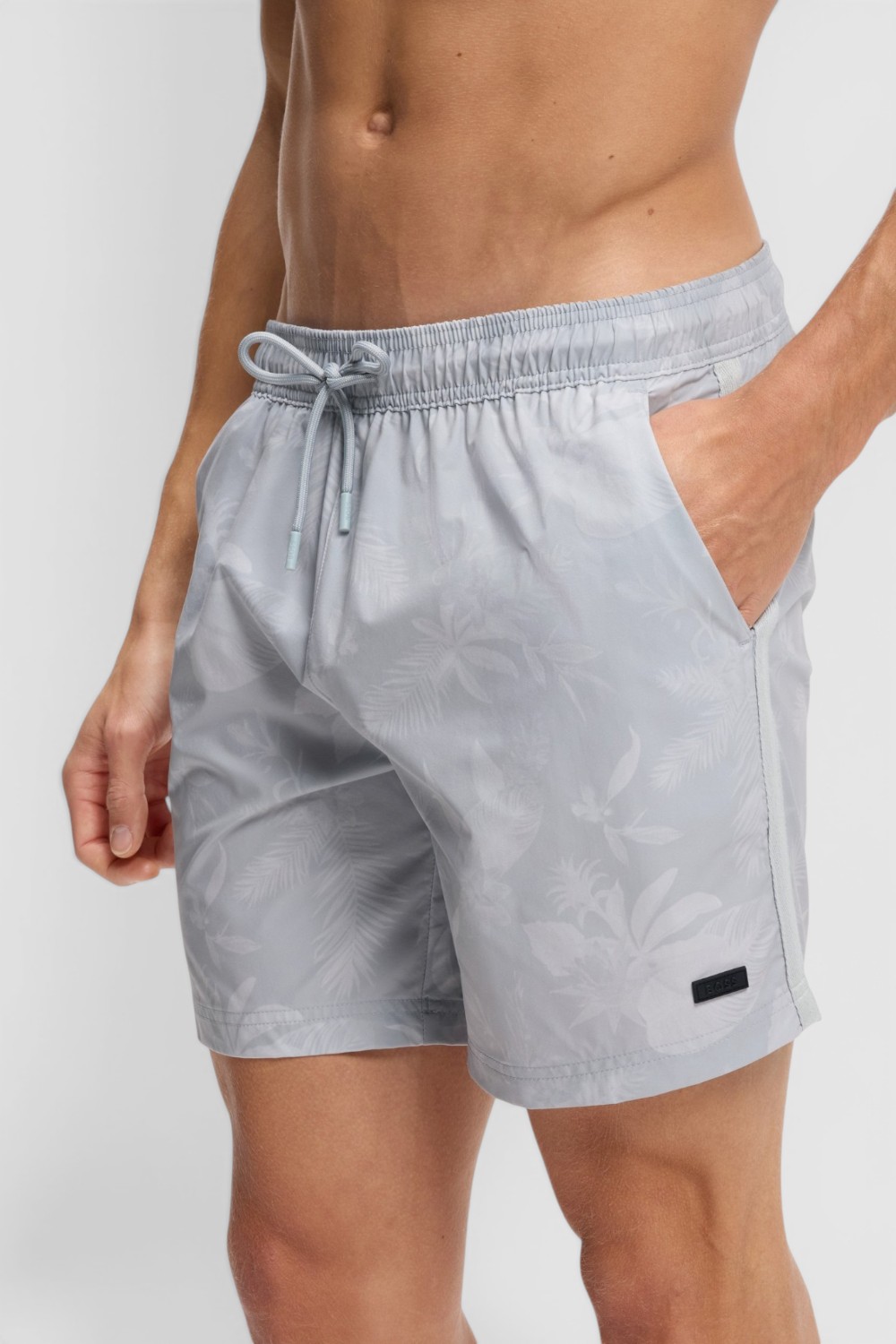 תמונת דוגמן קידמית של מכנסי בגד ים