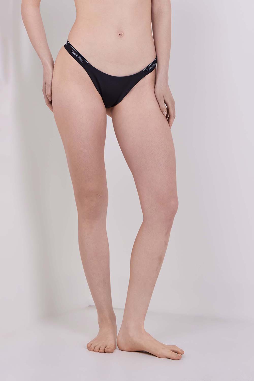 תמונת דוגמן קידמית של תחתוני ביקיני