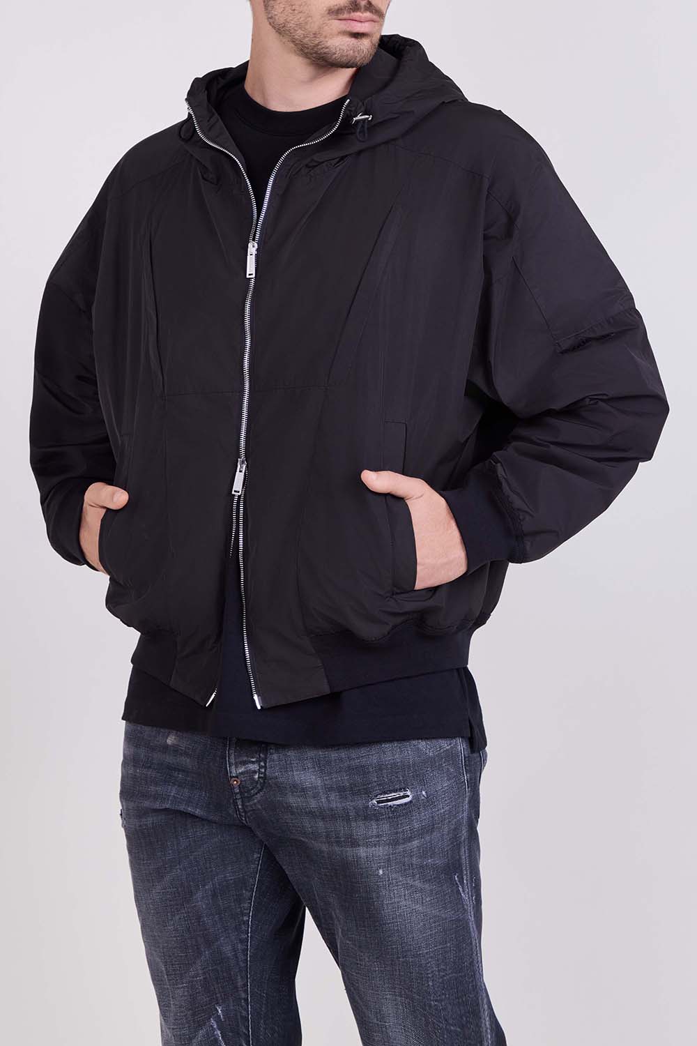 תמונת דוגמן קידמית של מעיל רוח