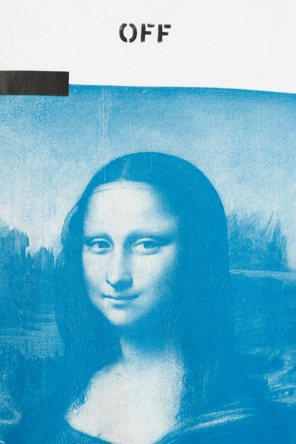 תמונת תקריב של Blue Mona Lisa Slim Tee in White