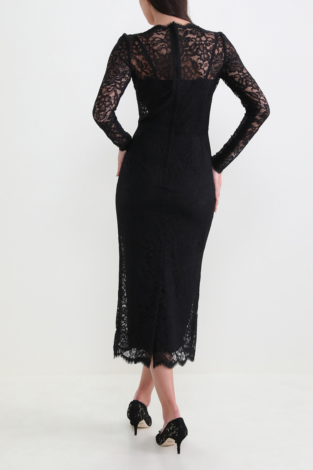 תמונת דוגמן אחורית של שמלת מידי