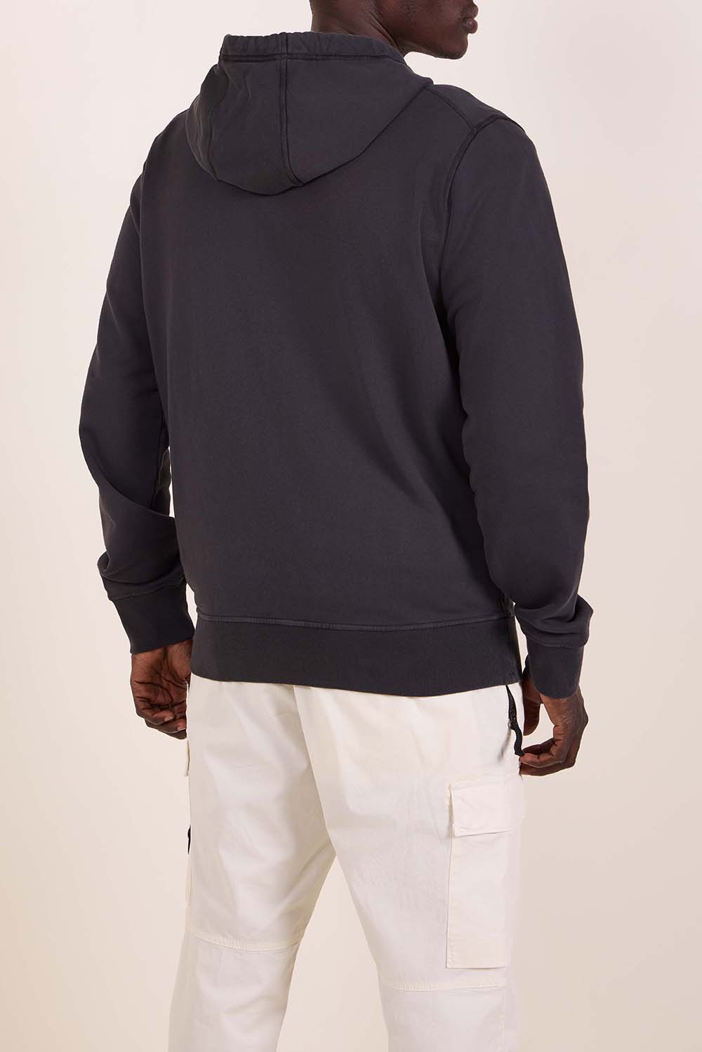 תמונת דוגמן אחורית של קפוצ'ון כותנה