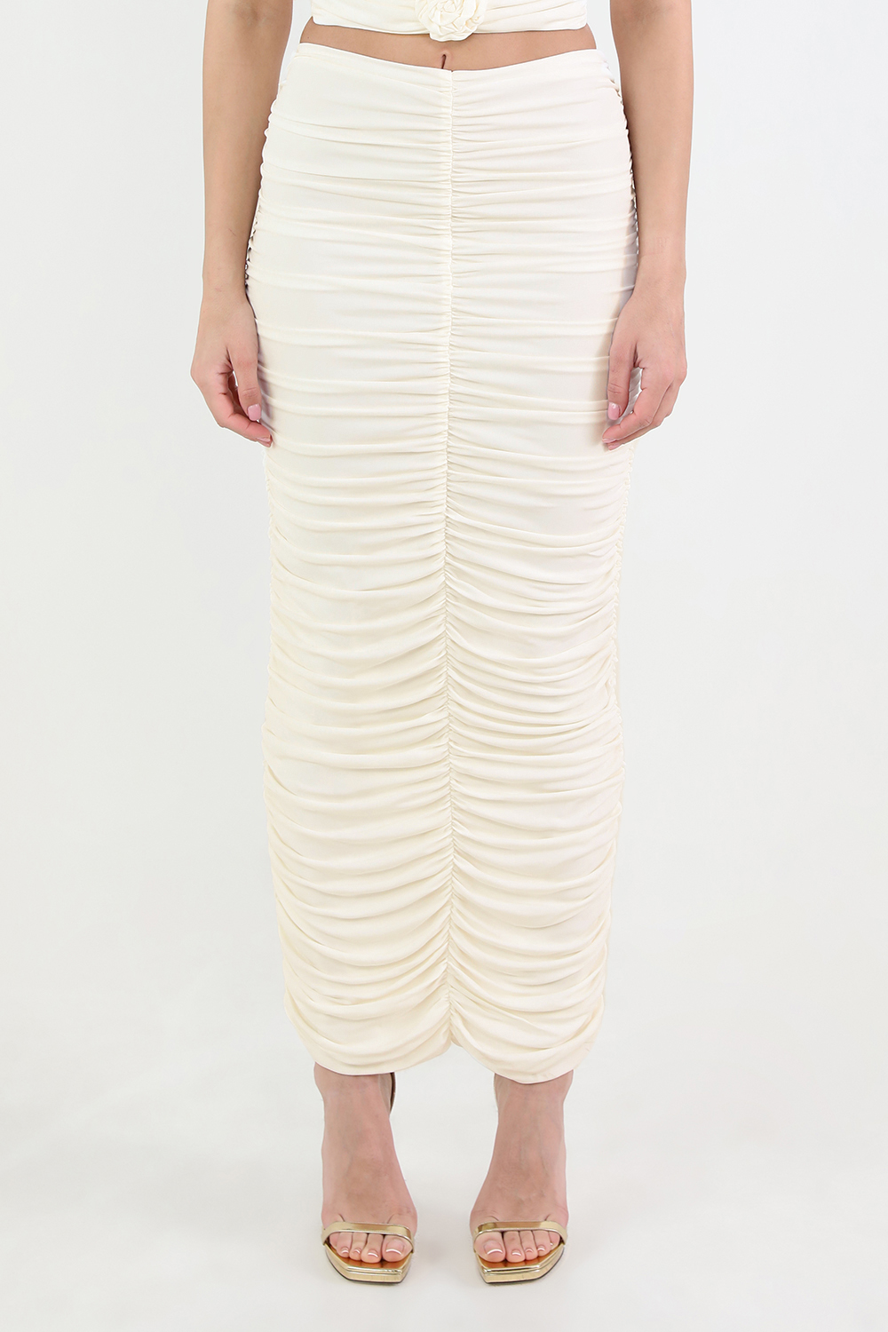 תמונת דוגמן קידמית של חצאית מקסי רומא