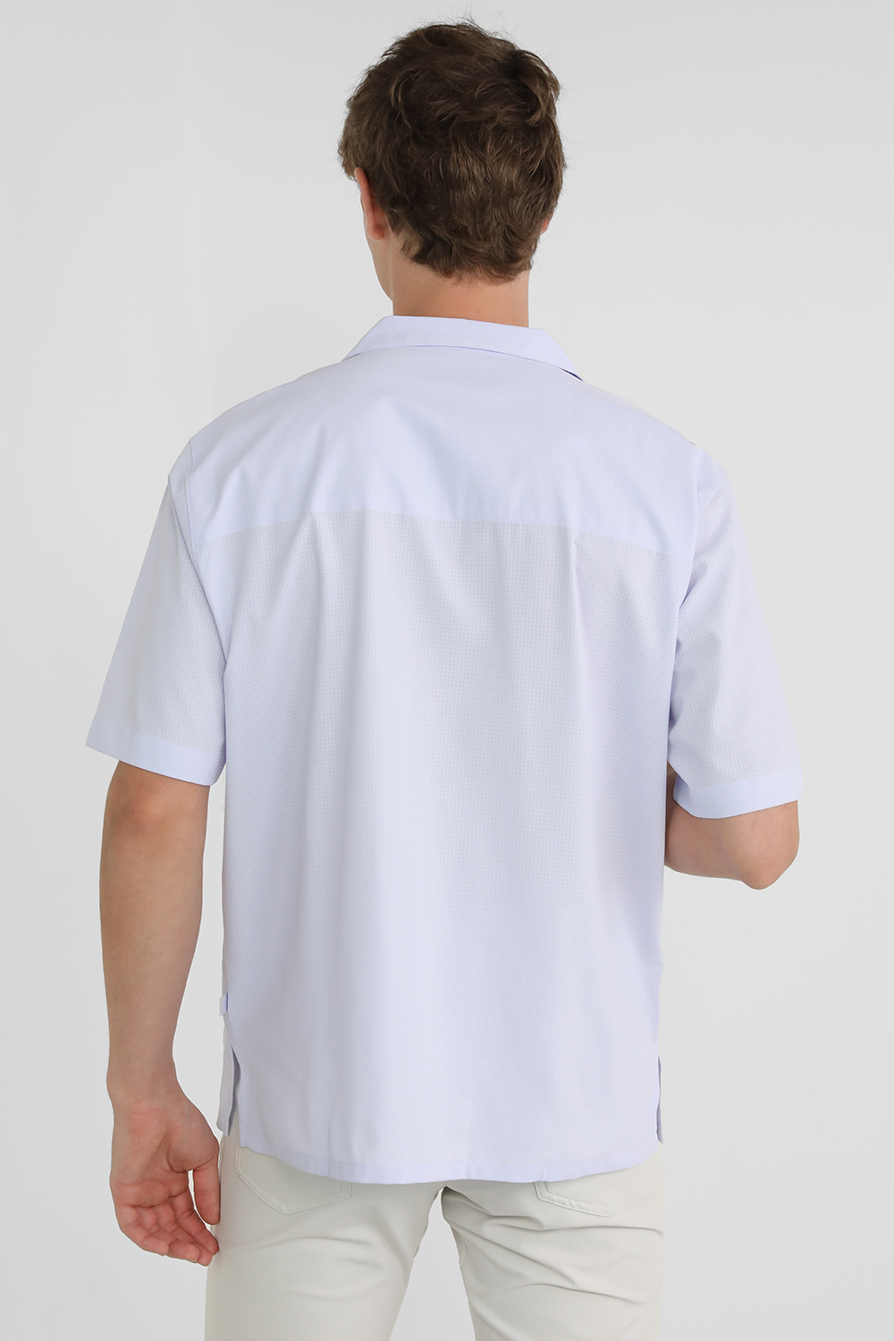תמונת דוגמן אחורית של Airing Easy Camp Collar Shirt