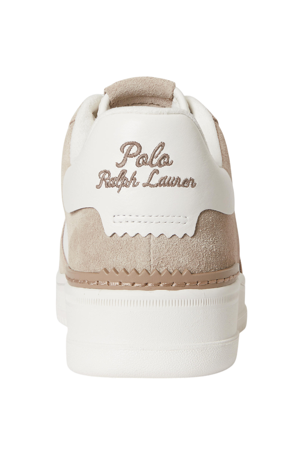 תמונת פנים של נעלי סניקרס