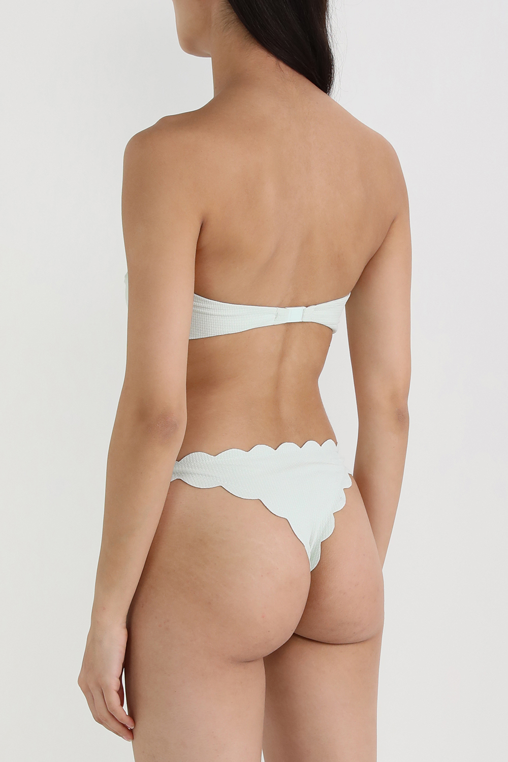 תמונת דוגמן אחורית של טופ סטרפלס אנטיבס