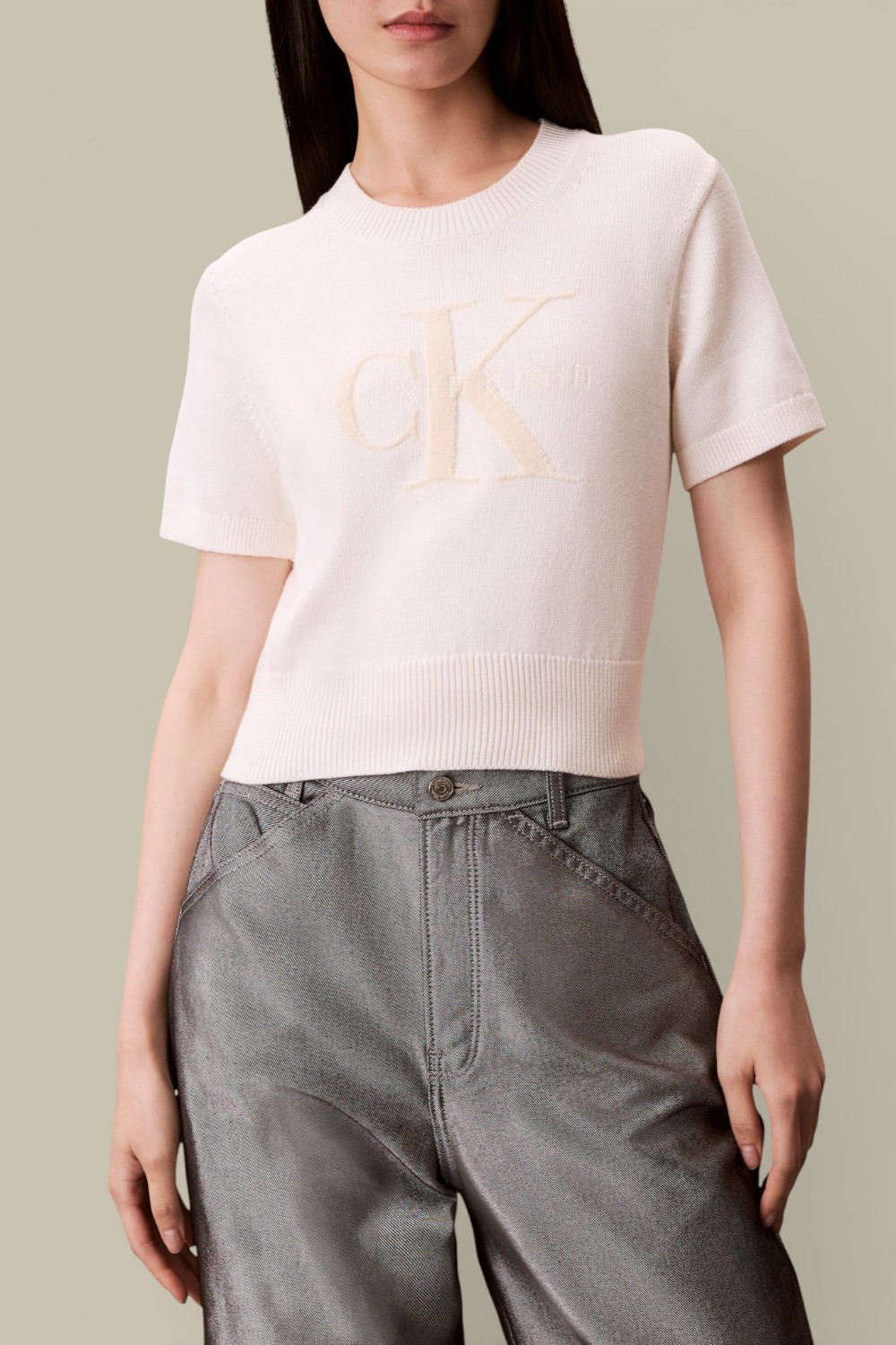 תמונת דוגמן קידמית של חולצת סריג