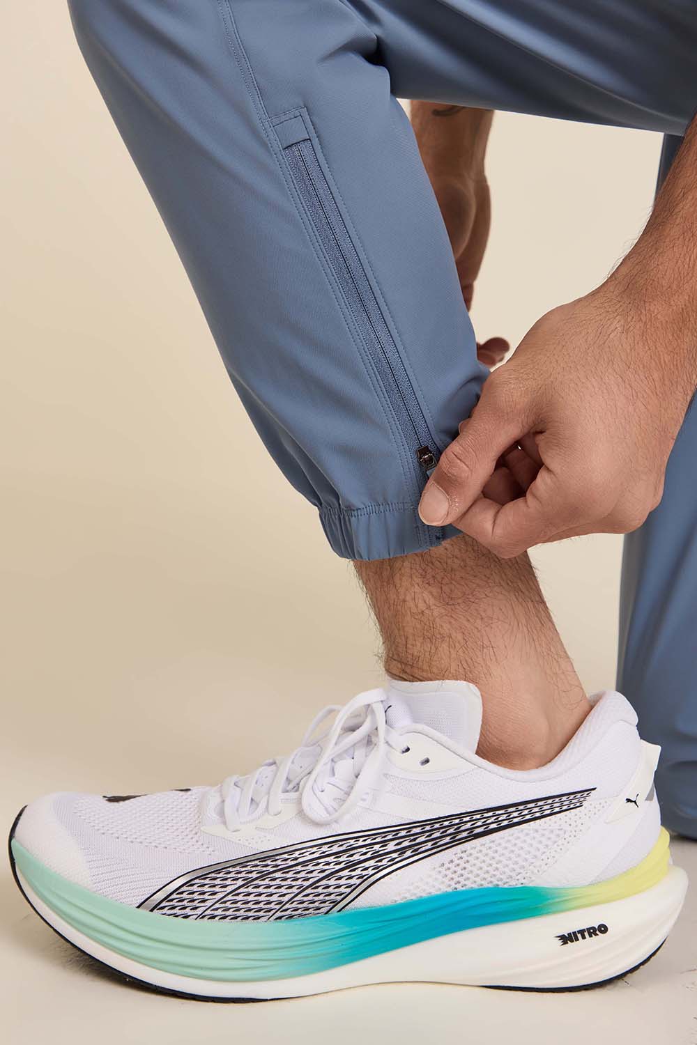 תמונת תקריב דוגמן של Pace Breaker Jogger Regular