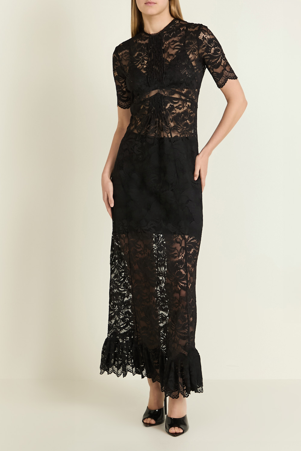 תמונת דוגמן קידמית של שמלת תחרה