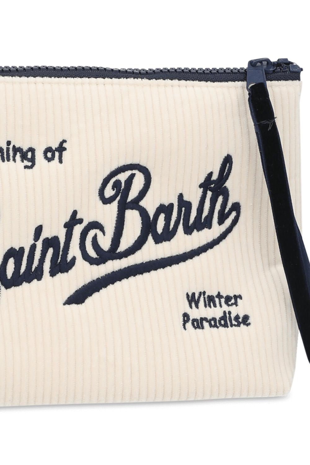 תמונת תקריב של תיק קלאץ' קטן