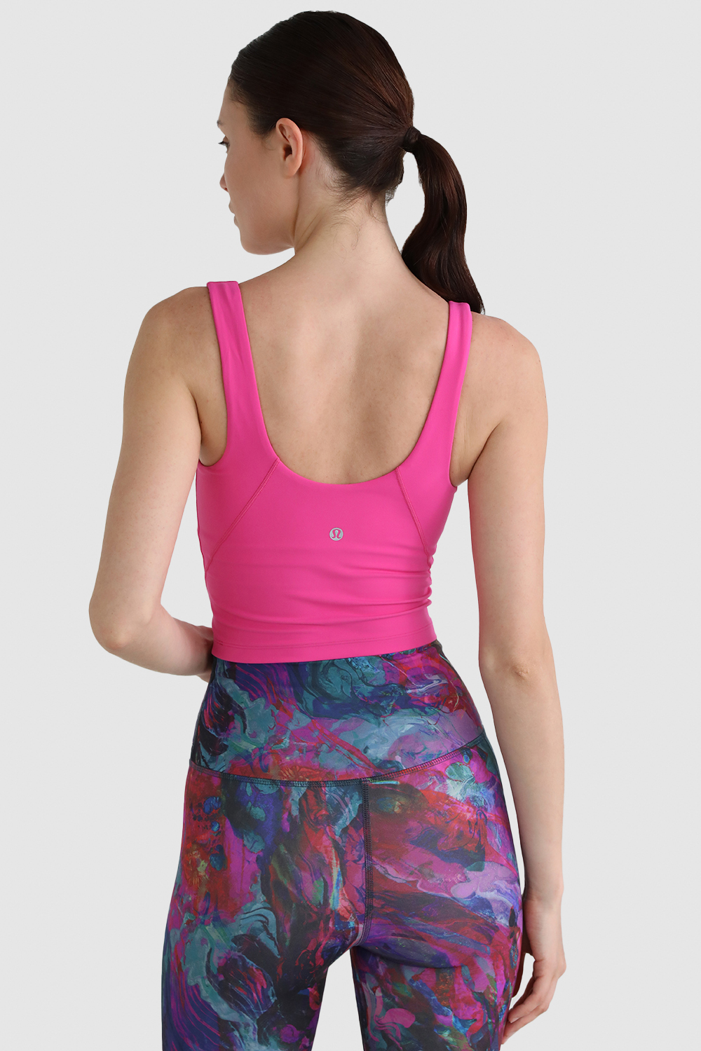 תמונת דוגמן אחורית של Align&trade; Tank Top