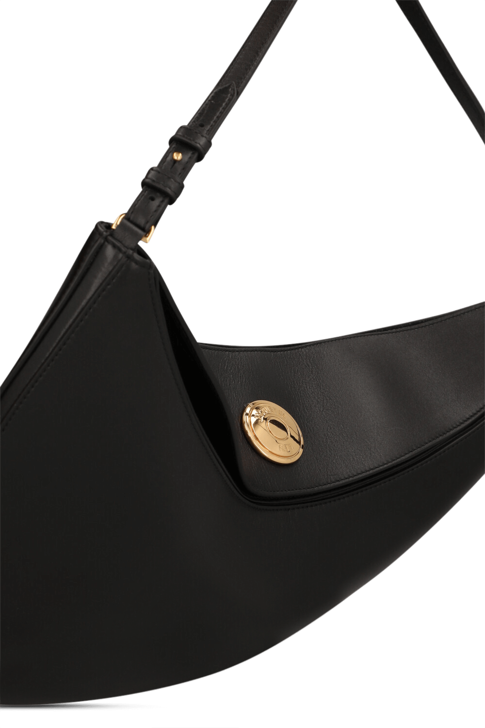 תמונת תקריב של תיק כתף לה שק אובלו