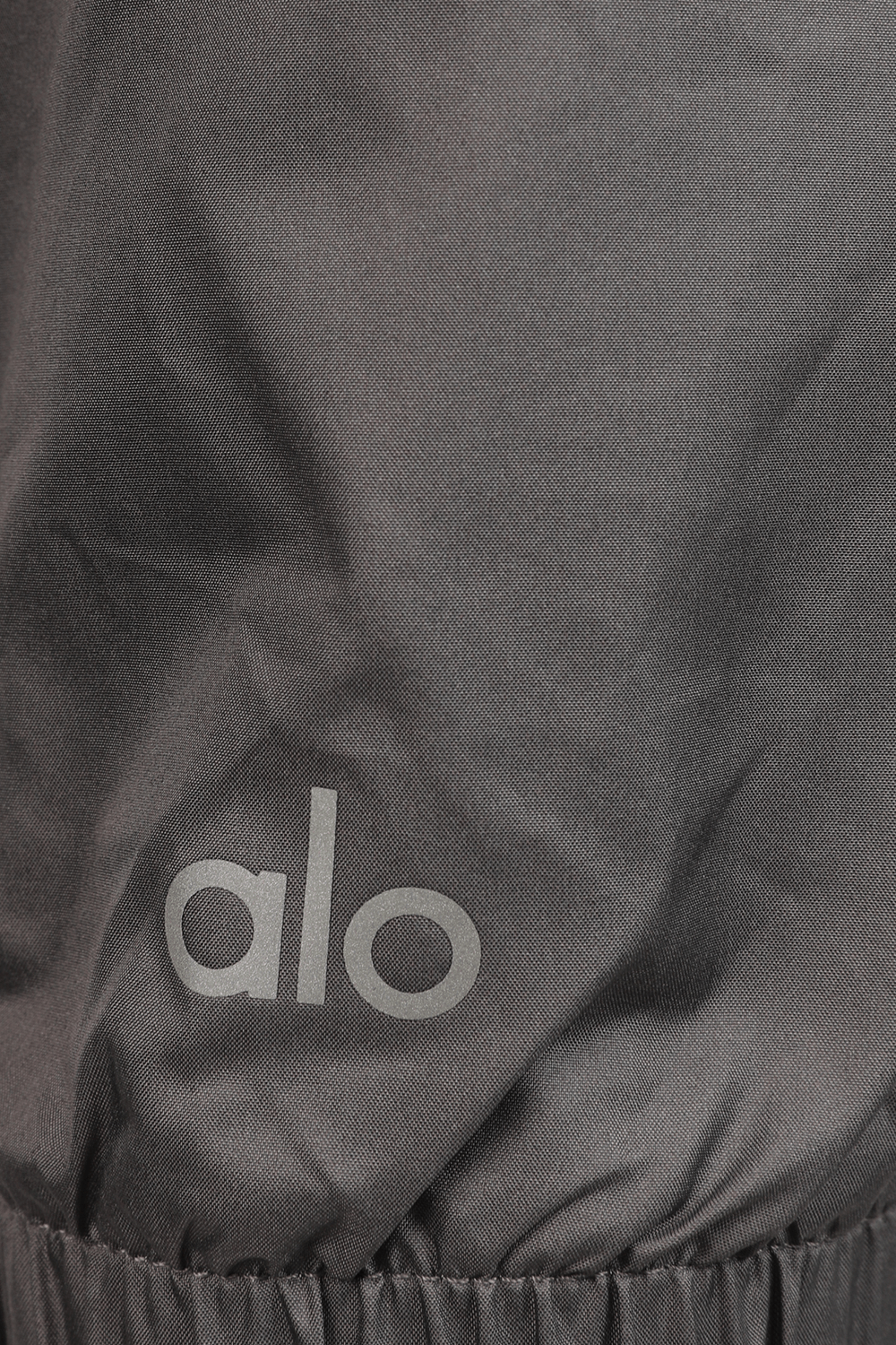 תמונה אחורית של ז'קט אדוונט מניילון