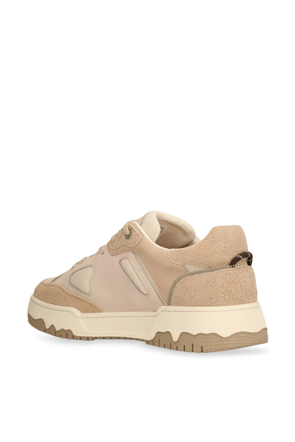 תמונה אחורית של נעלי סניקרס