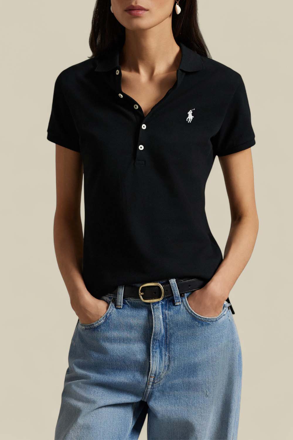 תמונת דוגמן קידמית של חולצת פולו